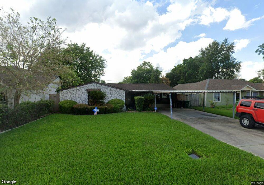 7710 Arnim St, Houston, TX 77087 - photo 1