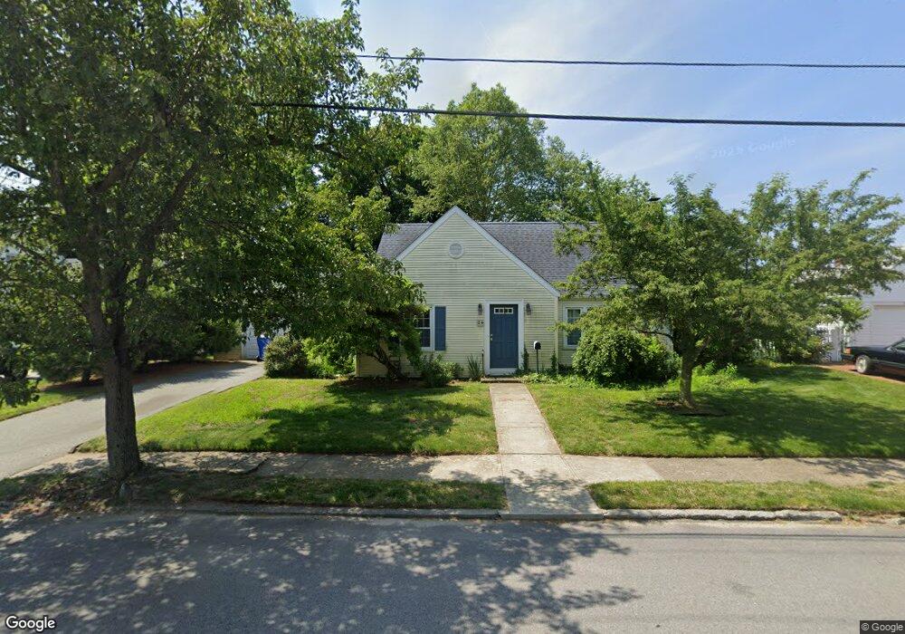 24 Bryant Rd, Cranston, RI 02910 - photo 1