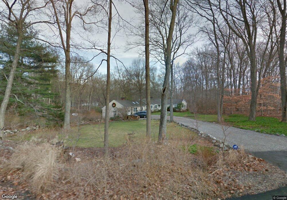 2 Stonehenge Rd, Weston, CT 06883 - photo 1