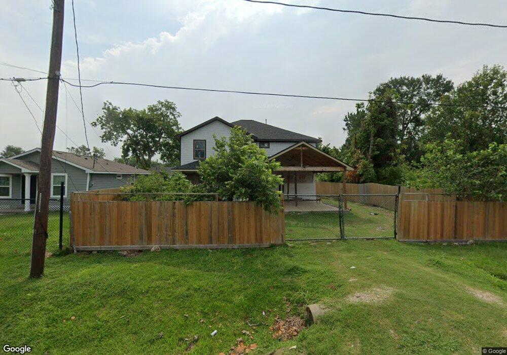 7610 Peachtree St, Houston, TX 77016 - photo 1