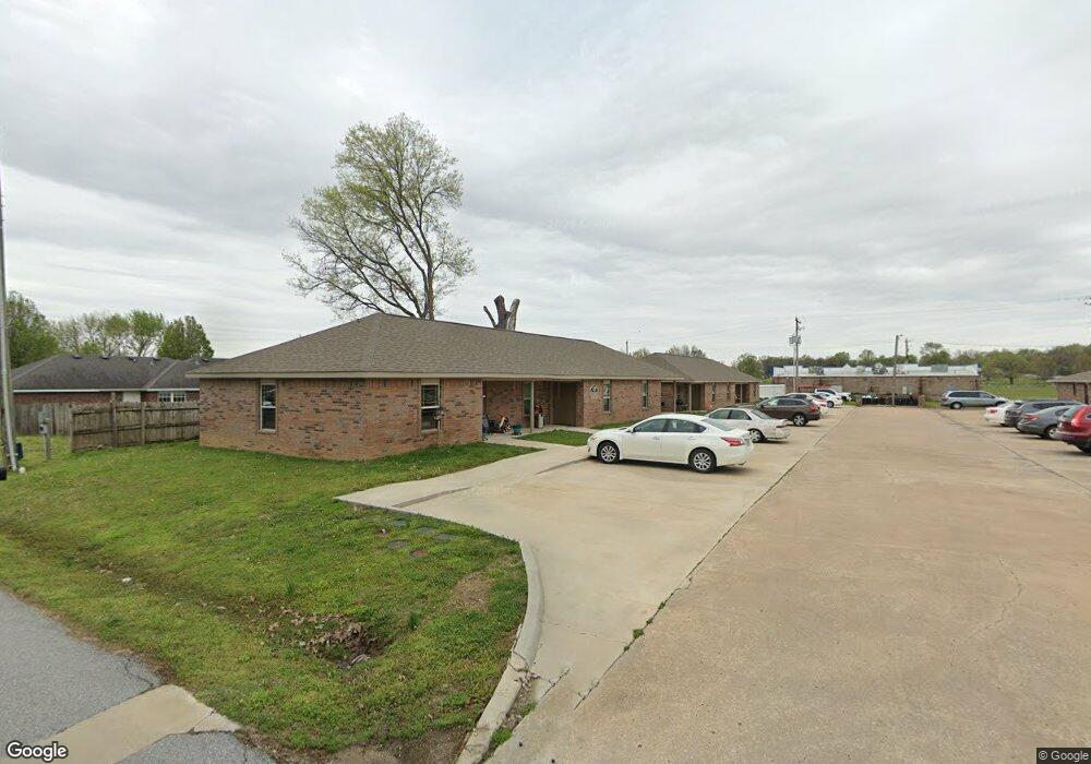 318 W Cleveland St, Prairie Grove, AR 72753 - photo 1