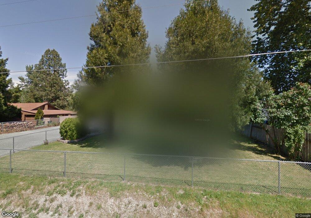 937 Schroeder Ln, Grants Pass, OR 97527 - photo 1