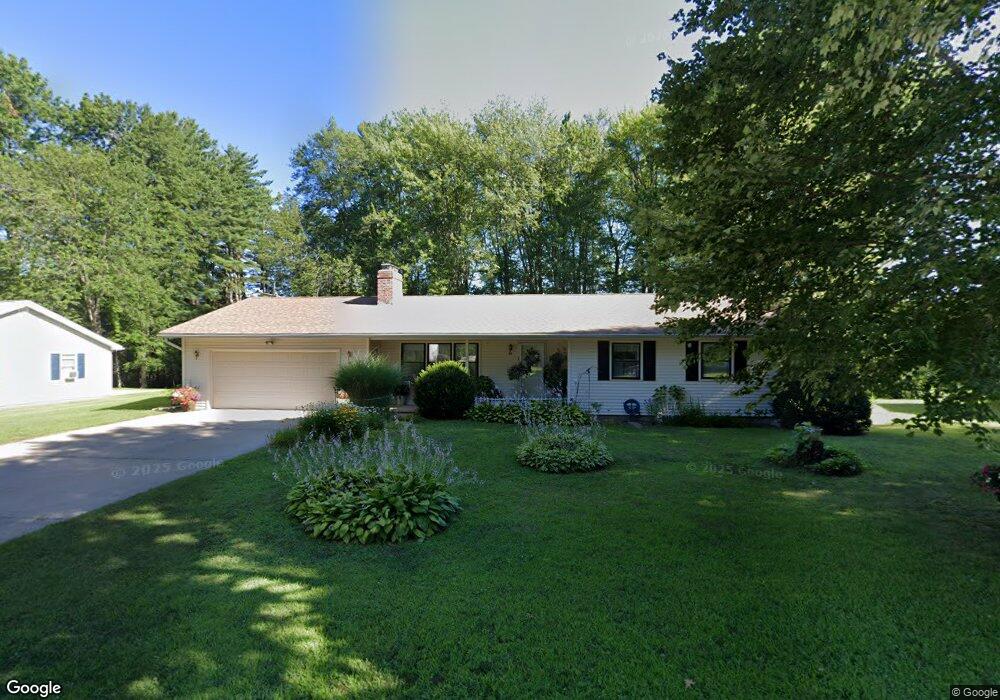 22 Elm Cir, South Deerfield, MA 01373 - photo 1