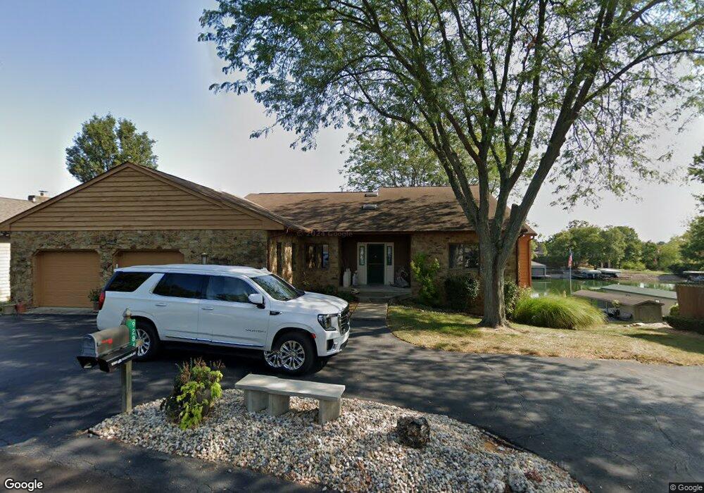 9284 Raintree Dr S, Columbus, IN 47201 - photo 1