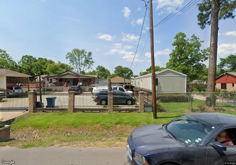 4605 Rosemary Ln, Houston, TX 77093 - photo 1