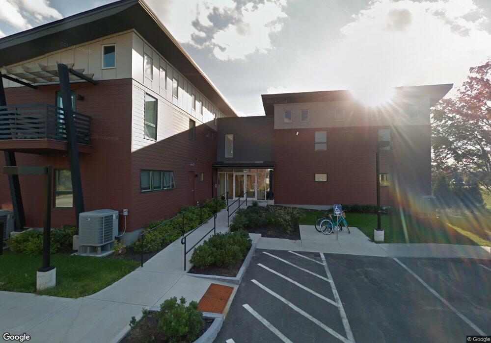 677 Dennett St unit 2, Portsmouth, NH 03801 - photo 1