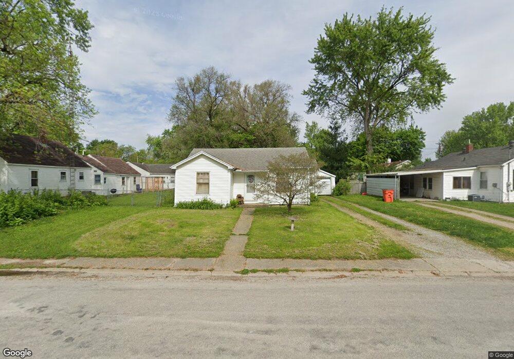 1405 S 6th St, Mattoon, IL 61938 - photo 1