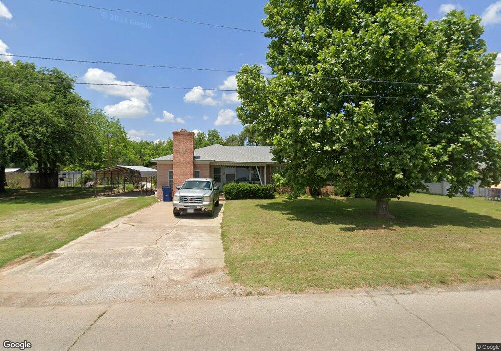 1311 E Chestnut Ave, Duncan, OK 73533 - photo 1