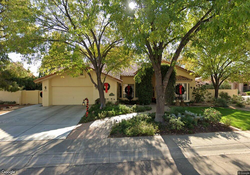 147 E Caroline Ln, Tempe, AZ 85284 - photo 1