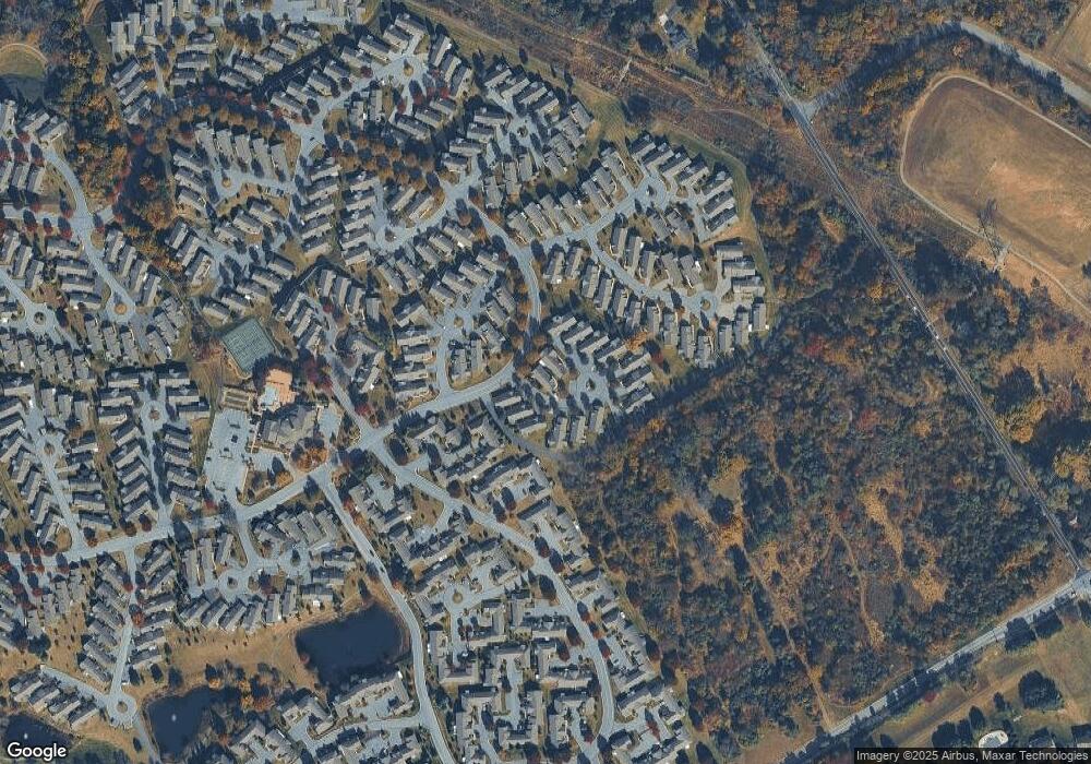 403 Hunting Card Ln unit 167, Glen Mills, PA 19342 - photo 1