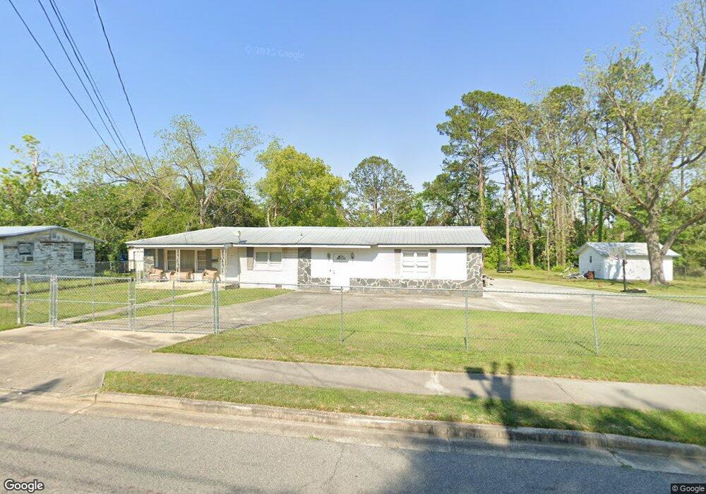 1310 Mclean St, Douglas, GA 31533 - photo 1