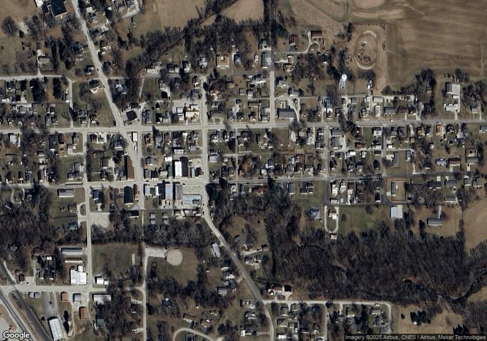 7 E Branson St, La Fontaine, IN 46940 - photo 1