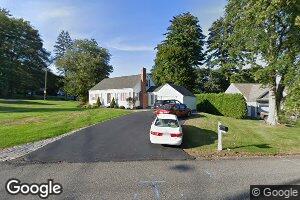 136 Oak Hollow Rd, Springfield, MA 01128