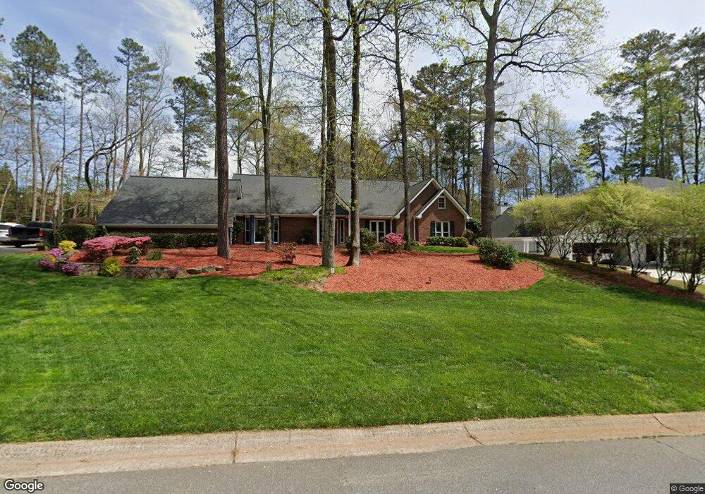 2940 Ascot Ln, Roswell, GA 30076 - photo 1