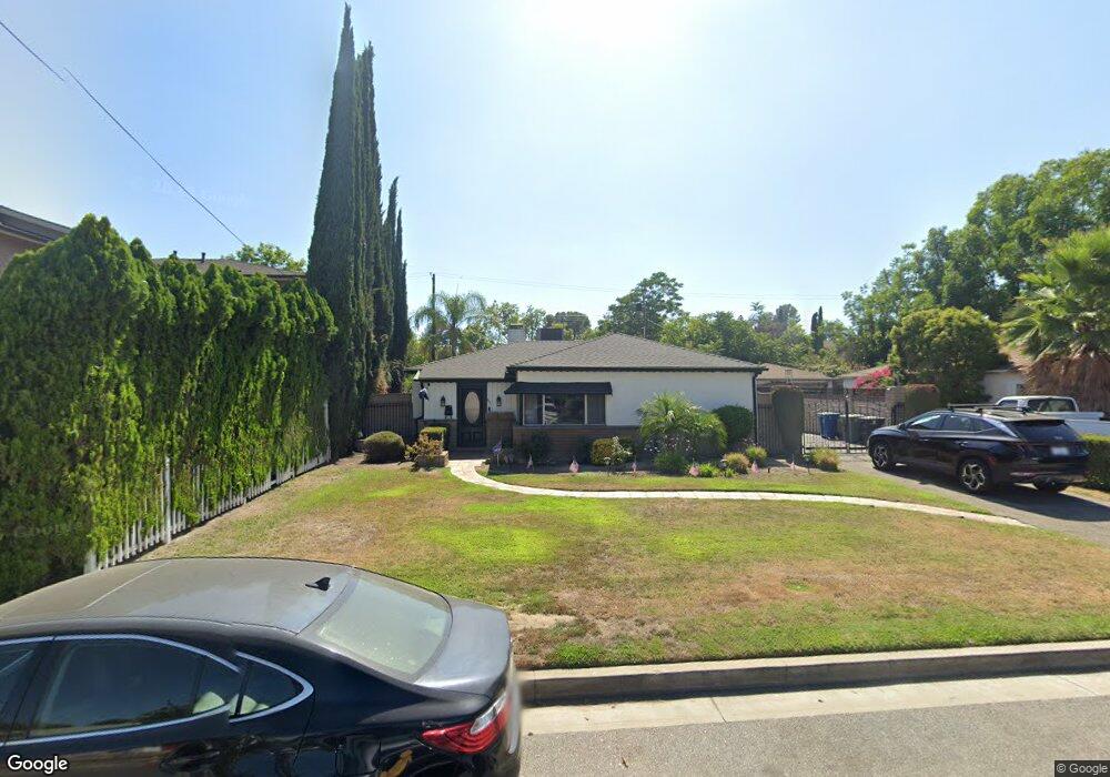531 S Parish Place, Burbank, CA 91506 - photo 1