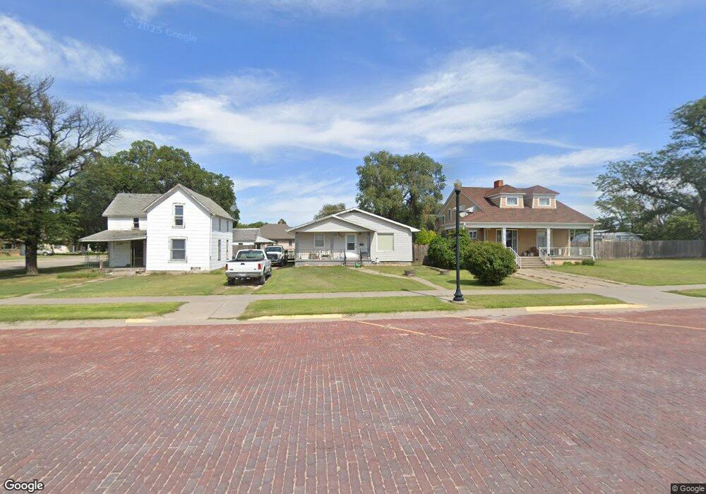 230 W Main St, Osborne, KS 67473 - photo 1