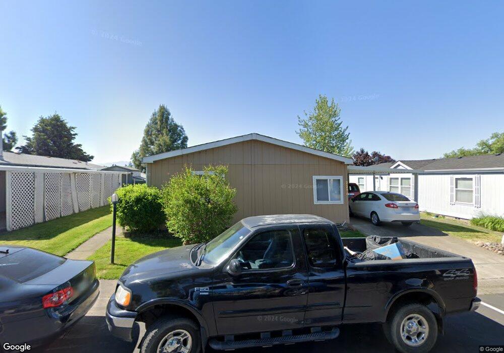 2204 Lara Ln, Central Point, OR 97502 - photo 1