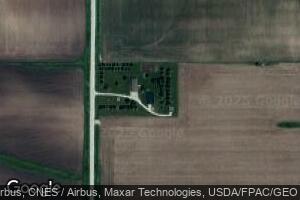 2352 York Ave, Winthrop, IA 50682