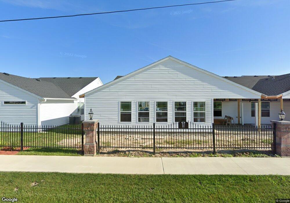 1354 Lantern Pointe Dr, Moberly, MO 65270 - photo 1