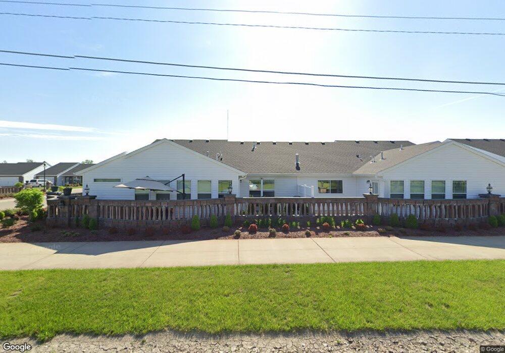 1382 Lantern Pointe Dr, Moberly, MO 65270 - photo 1