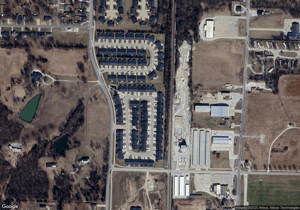 1336 Lantern Pointe Dr, Moberly, MO 65270 - photo 1