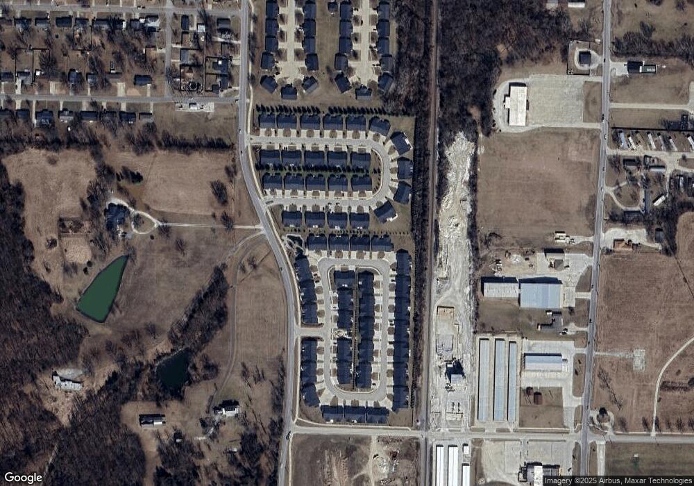 1321 Lantern Pointe Dr, Moberly, MO 65270 - photo 1