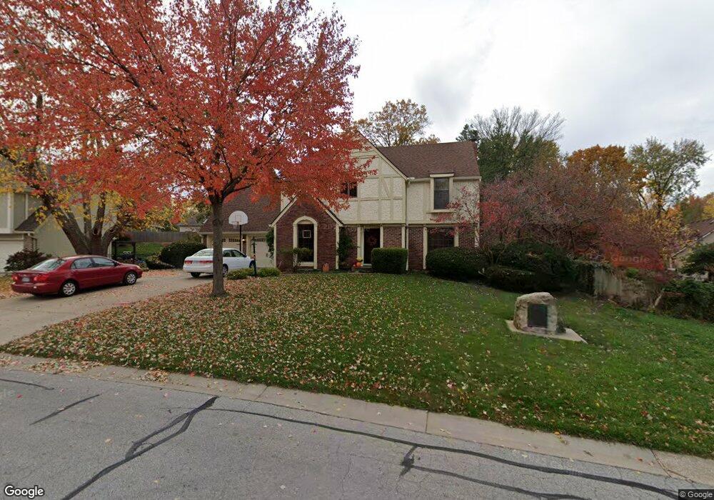 10613 W 52nd Terrace, Shawnee, KS 66203 - photo 1