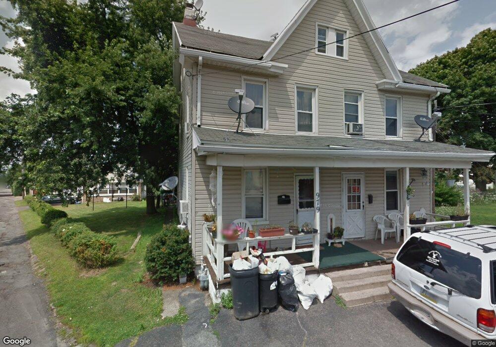 979 W 4th St, Hazleton, PA 18201 - photo 1