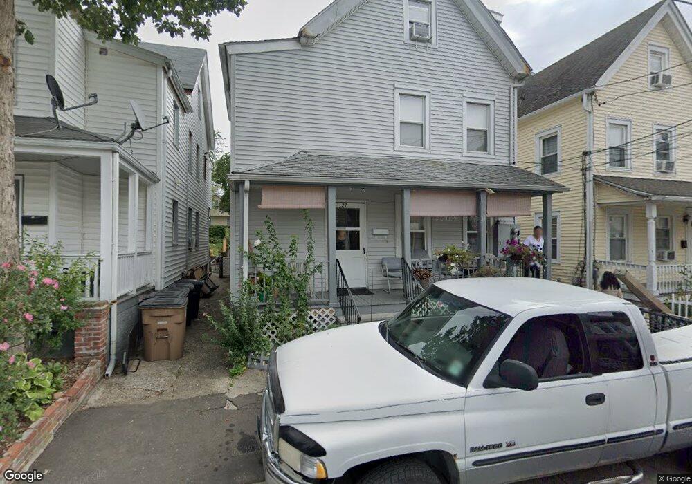 27 Lee St, Stamford, CT 06902 - photo 1