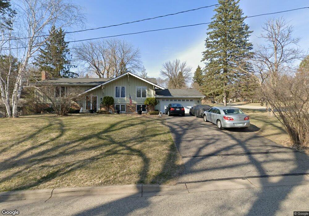 17118 Stodola Rd, Minnetonka, MN 55345 - photo 1