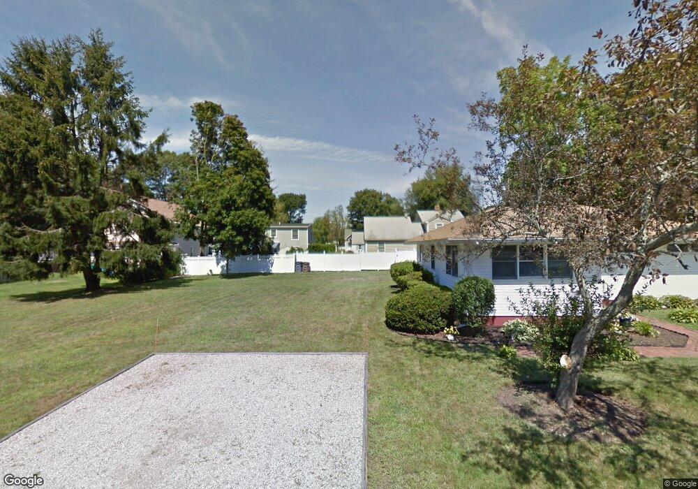 53 Sea View Ave, Niantic, CT 06357 - photo 1