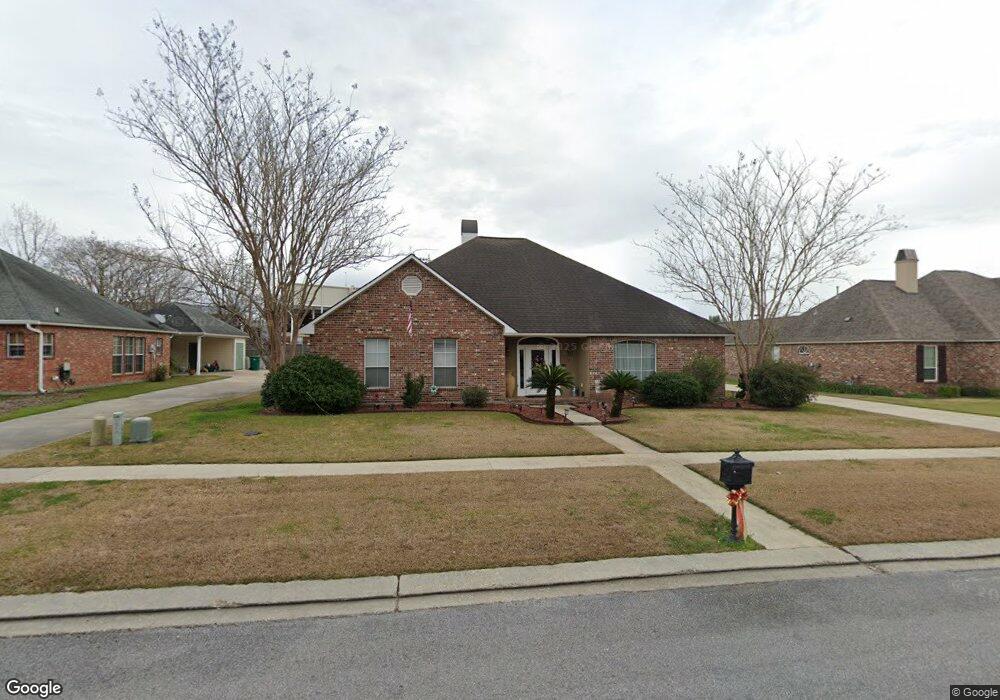 5088 Myrtle Hill Ave, Zachary, LA 70791 - photo 1