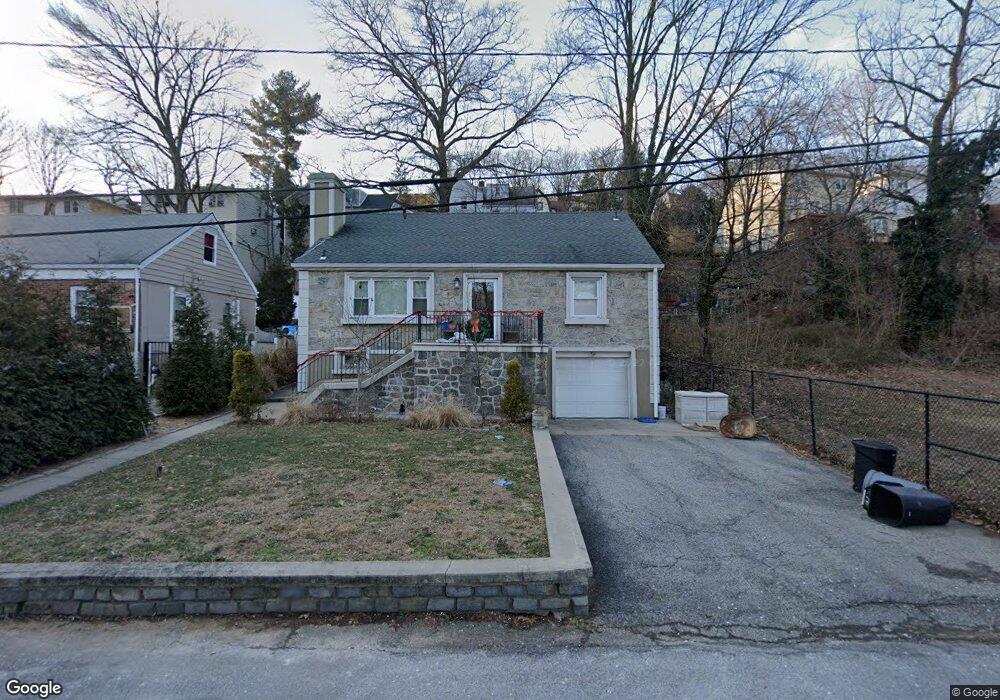 81 Putnam Ave, Yonkers, NY 10705 - photo 1