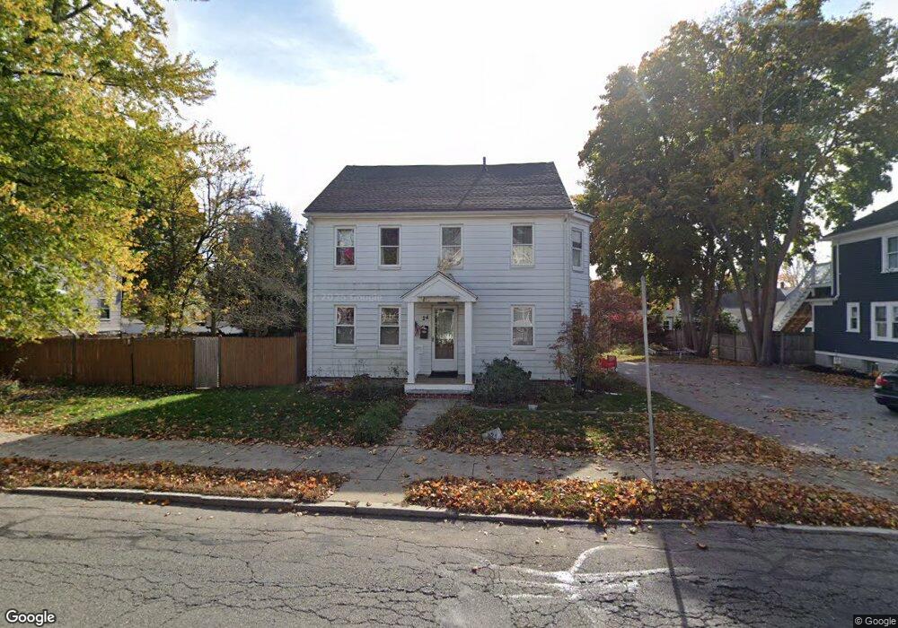 24 W Water St unit 2, Wakefield, MA 01880 - photo 1