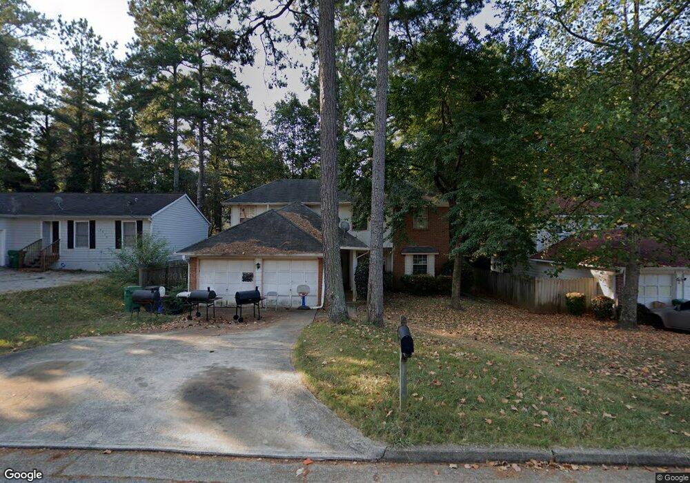 2074 Corners Cir, Lithonia, GA 30058 - photo 1