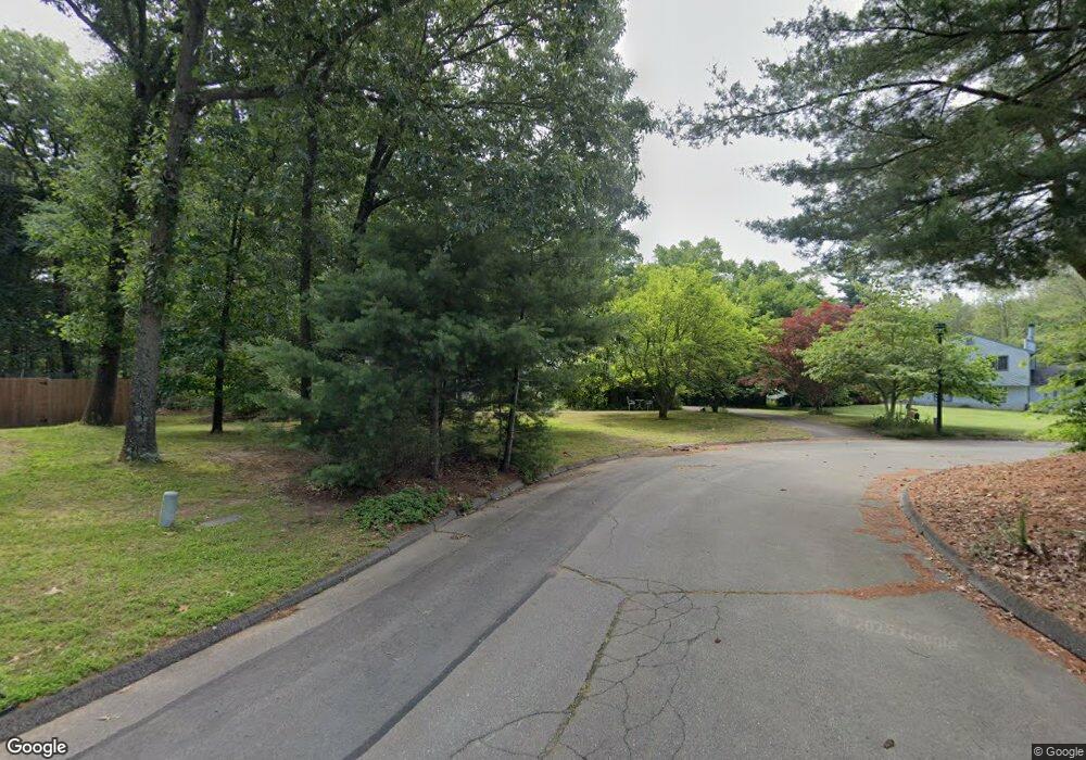 17 Boysen Dr, Bloomfield, CT 06002 - photo 1