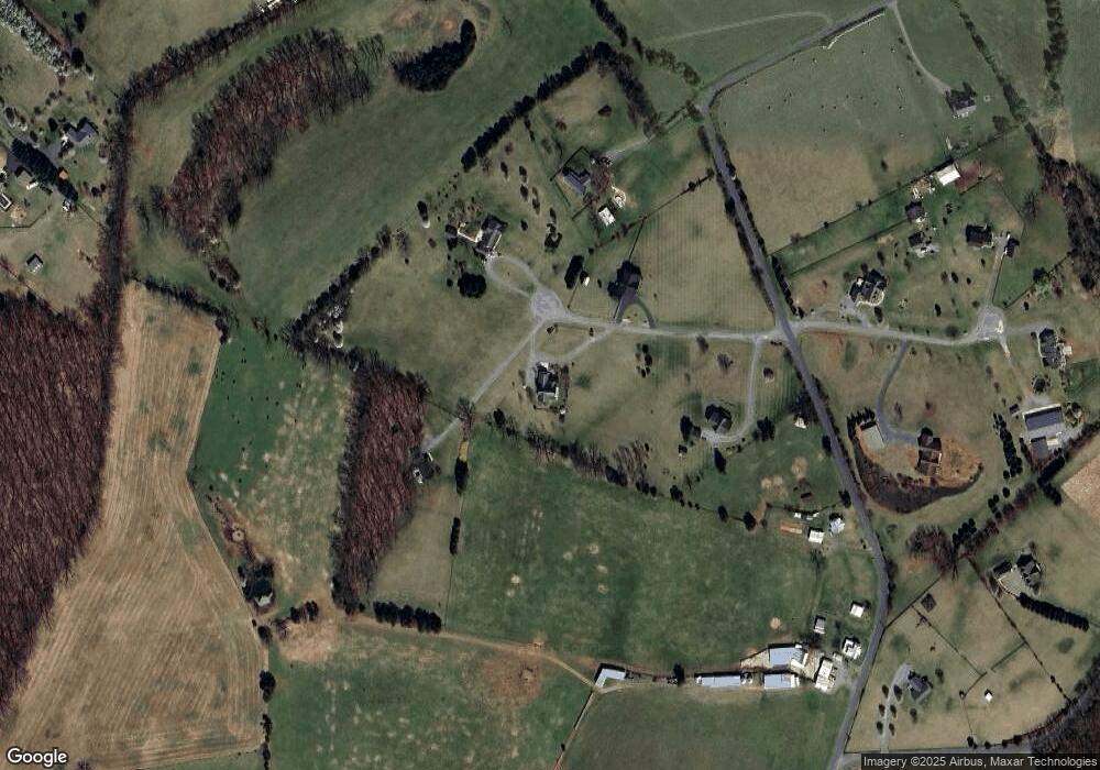 125 Wildflower Ln, Luray, VA 22835 - photo 1