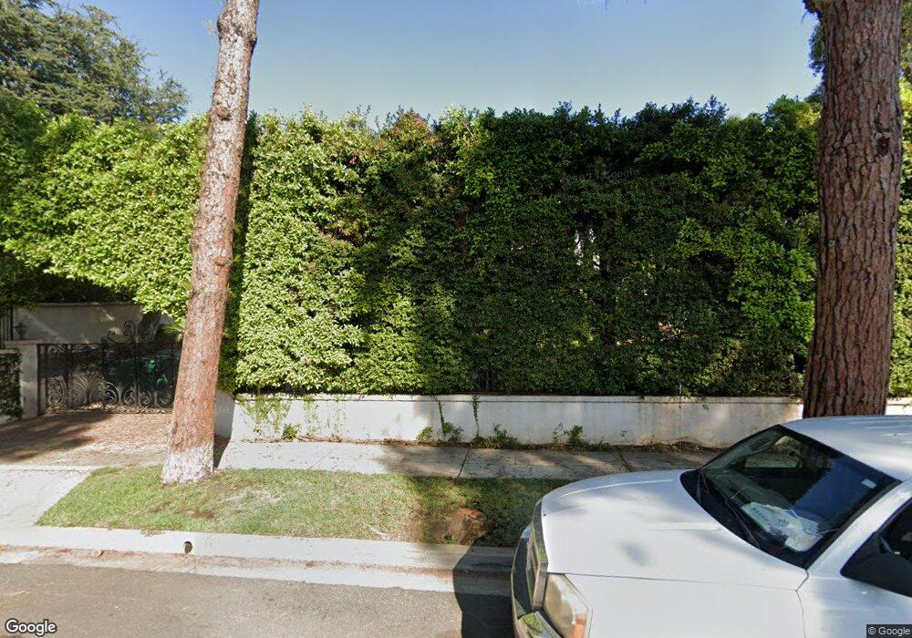 1016 N Crescent Dr, Beverly Hills, CA 90210 - photo 1