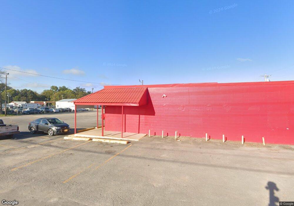 403 N Thompson St, Shelbyville, TN 37160 - photo 1