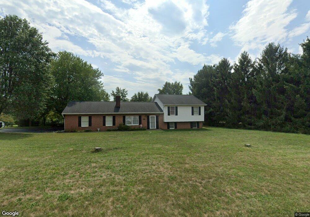 3820 W Weaver Rd, Greencastle, PA 17225 - photo 1