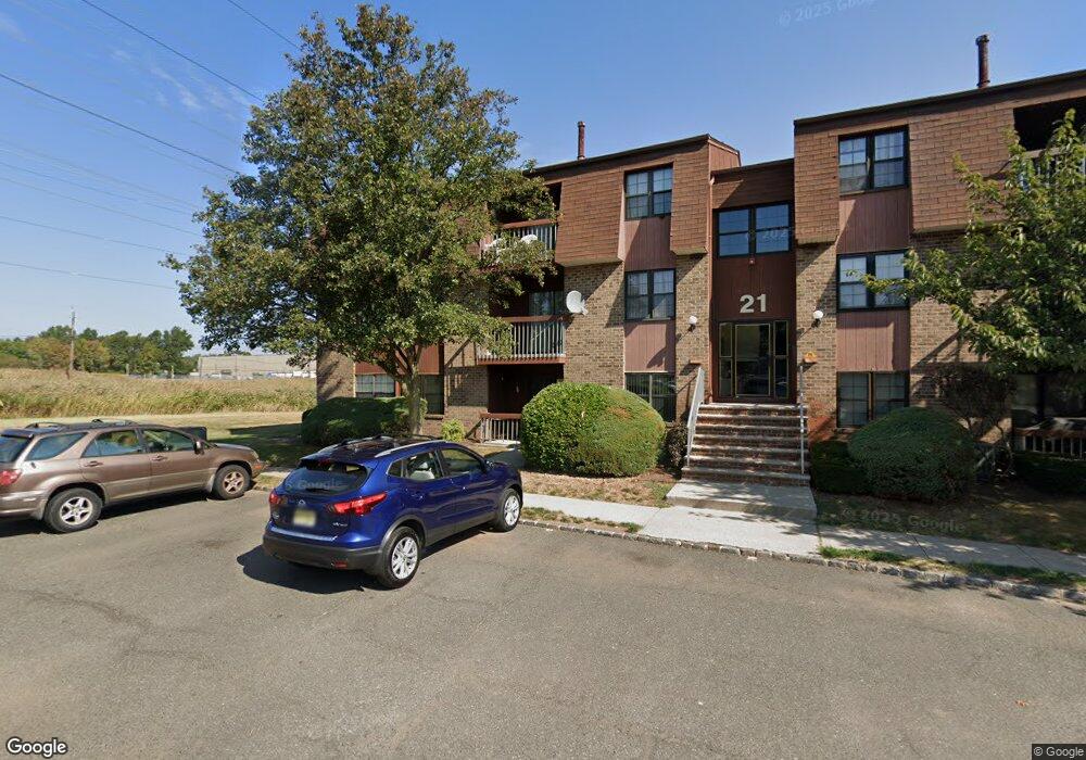 241 Alpine Way unit 241, Woodbridge Township, NJ 07095 - photo 1