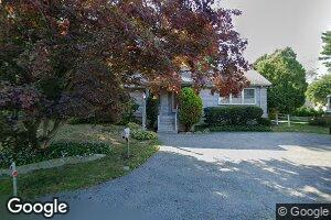 8 Thurston Point Rd, Gloucester, MA 01930