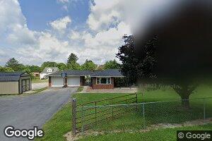 421 Prosperity Rd, Mount Hope, WV 25880