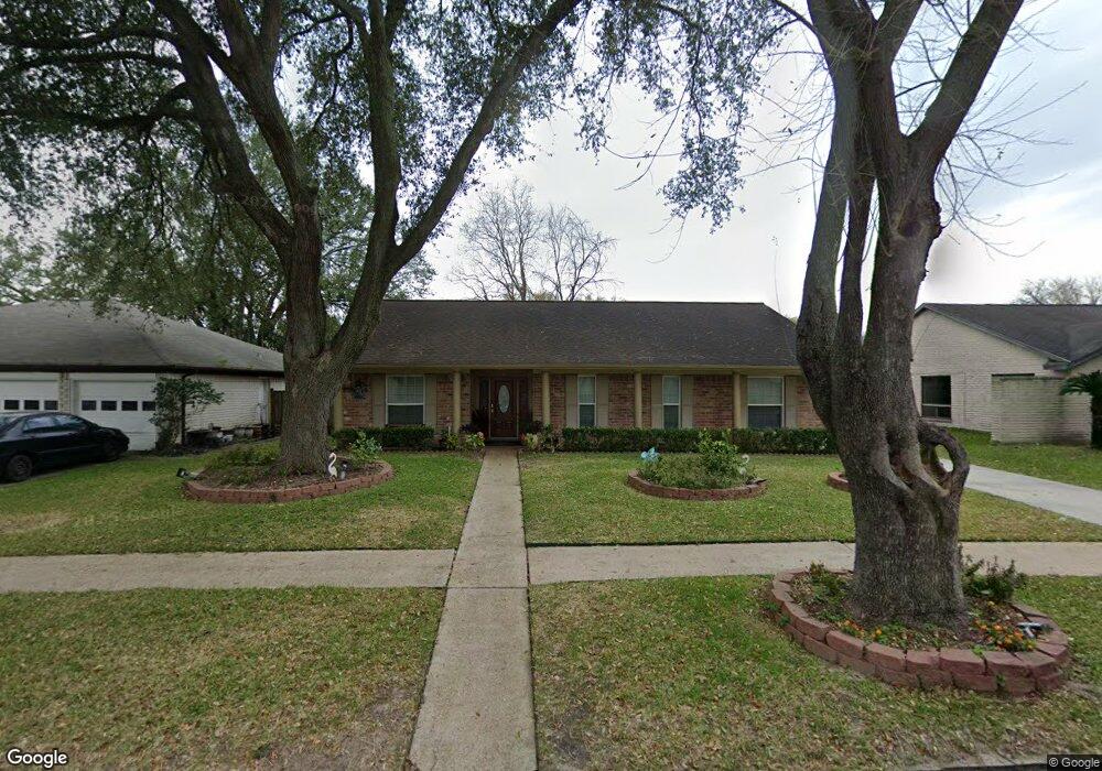 10111 Trade Winds Dr, Houston, TX 77086 - photo 1