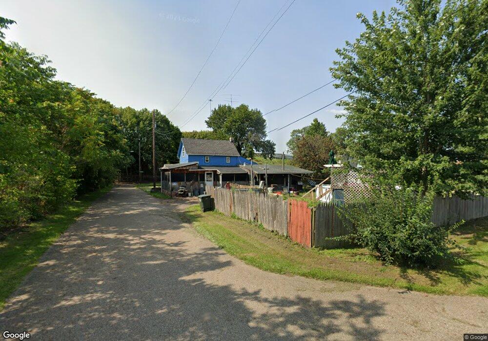 1239 Wells Ave SW, Canton, OH 44707 - photo 1