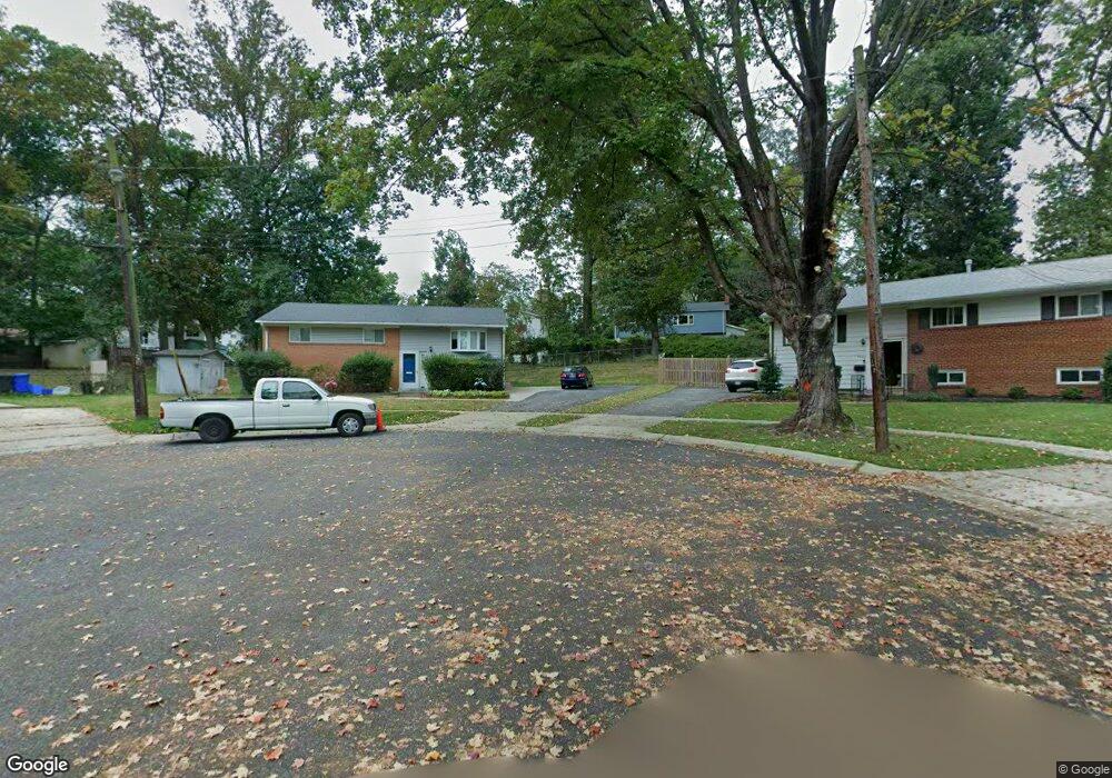 4210 Southend Rd, Rockville, MD 20853 - photo 1