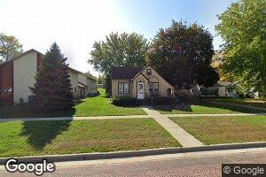 303 E 3rd Ave, Flandreau, SD 57028