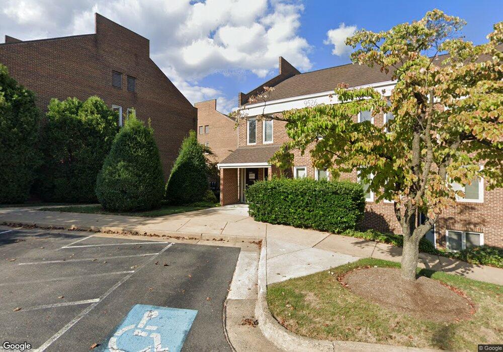 9510A Lee Hwy, Fairfax, VA 22031 - photo 1