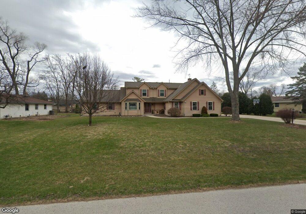 12301 W Larkspur Rd, Franklin, WI 53132 - photo 1