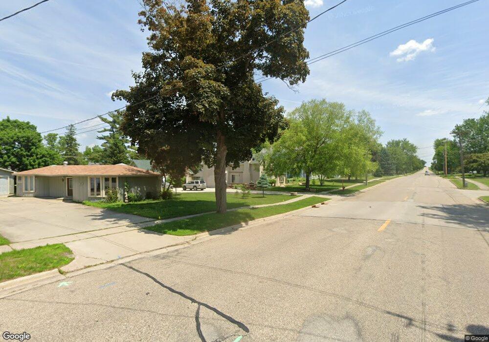 280 E 4th St, Zumbrota, MN 55992 - photo 1